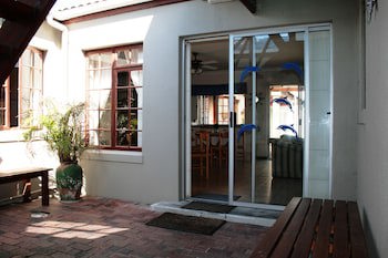 Blouberg Dolphin Inn