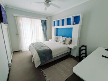 Blouberg Dolphin Inn