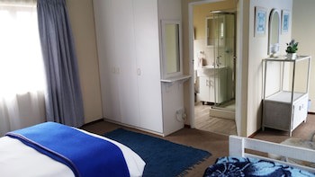 Blouberg Dolphin Inn