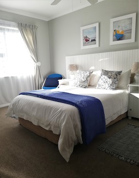 Blouberg Dolphin Inn