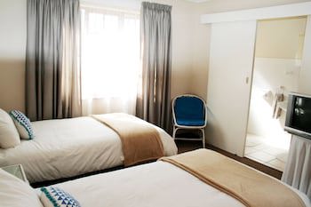 Blouberg Dolphin Inn