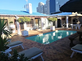 Blouberg Dolphin Inn