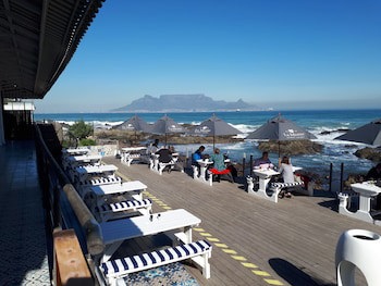 Blouberg Dolphin Inn