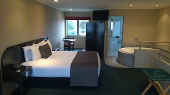 Cornwall Motor Lodge
