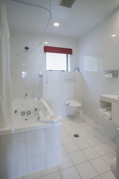 Cornwall Motor Lodge