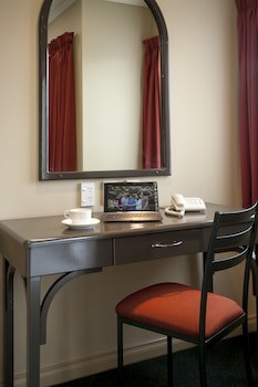 Cornwall Motor Lodge