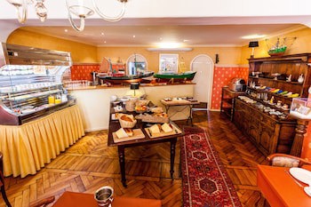 Avenue Hotel By F-Hotels