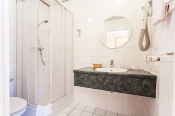 Avenue Hotel By F-Hotels