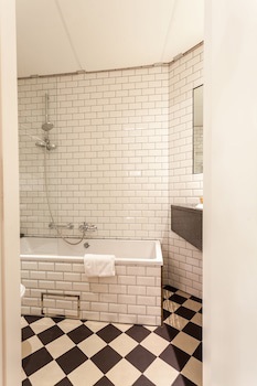 Avenue Hotel By F-Hotels