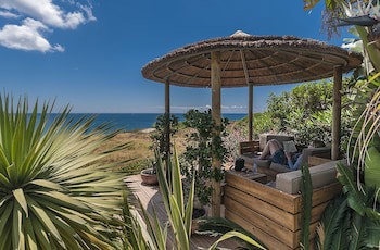Mareta View Boutique Bed & Breakfast