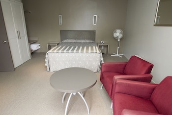Aspen Manor Motel