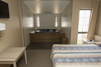 Aspen Manor Motel
