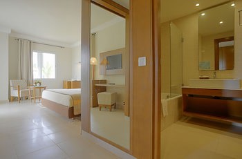 Vincci Helios Beach