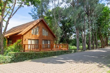 Felix River Kwai Resort