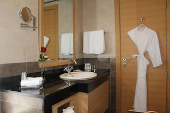 Nour Arjaan By Rotana