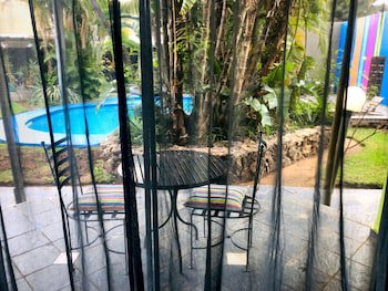 Elephant Springs Hotel