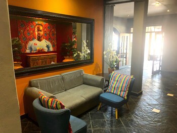 Elephant Springs Hotel