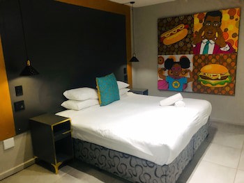 Elephant Springs Hotel