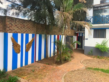 Elephant Springs Hotel