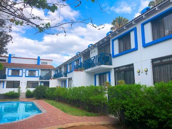 Elephant Springs Hotel