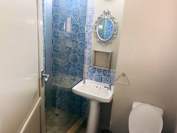 Elephant Springs Hotel