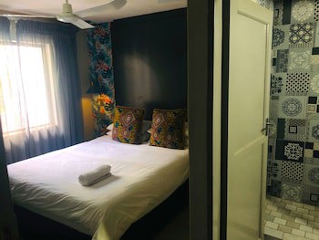 Elephant Springs Hotel