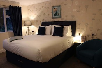 Woodlands Country House