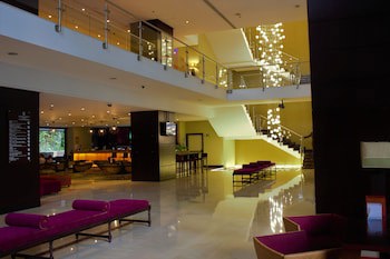 Renaissance Caracas La Castellana Hotel