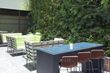 Renaissance Caracas La Castellana Hotel