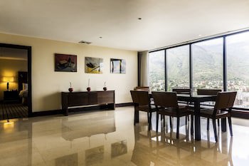 Renaissance Caracas La Castellana Hotel
