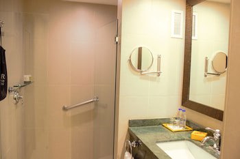 Renaissance Caracas La Castellana Hotel