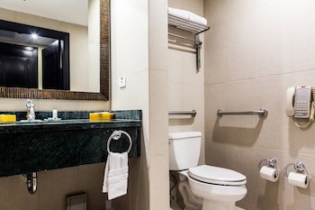 Renaissance Caracas La Castellana Hotel