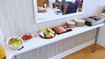 Angel House Bed & Breakfast
