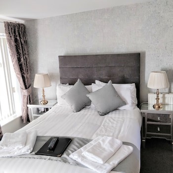 Angel House Bed & Breakfast