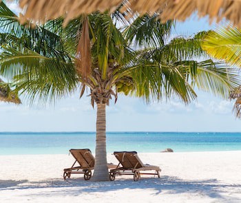 Konokono Beach Resort And Isaraya Over Water Villa