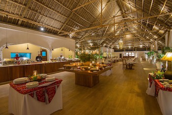 Konokono Beach Resort And Isaraya Over Water Villa