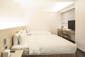 Dandy Hotel Daan Park Branch