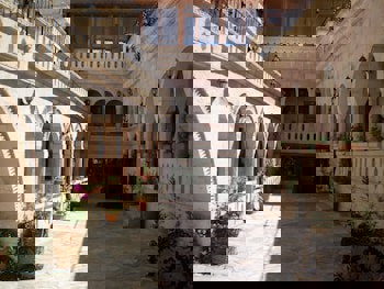 Nature Park Cave Hotel