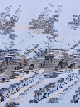 Nature Park Cave Hotel