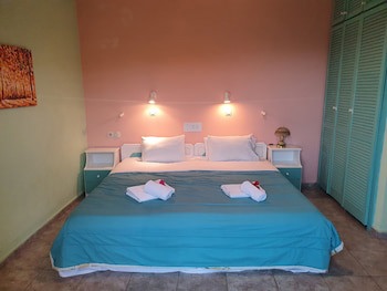 Dioskouroi Apartments