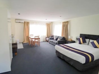 Royal Park Lodge