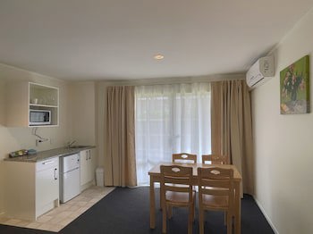 Royal Park Lodge