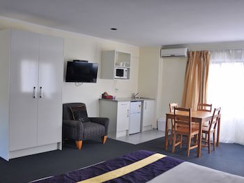 Royal Park Lodge