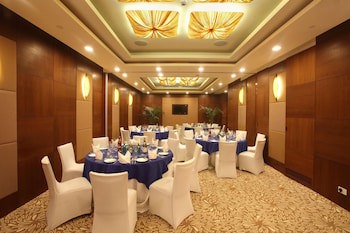 Crowne Plaza Hotel New Delhi Okhla, An Ihg Hotel