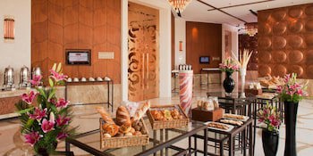 Crowne Plaza Hotel New Delhi Okhla, An Ihg Hotel