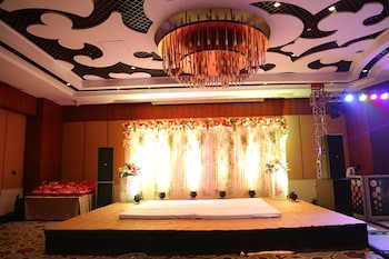 Crowne Plaza Hotel New Delhi Okhla, An Ihg Hotel