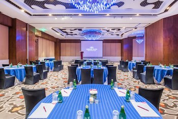 Crowne Plaza Hotel New Delhi Okhla, An Ihg Hotel