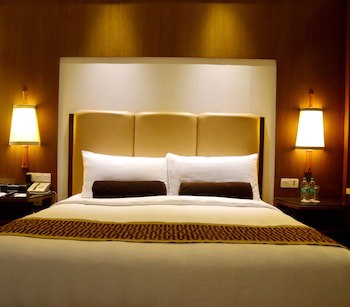 Crowne Plaza Hotel New Delhi Okhla, An Ihg Hotel
