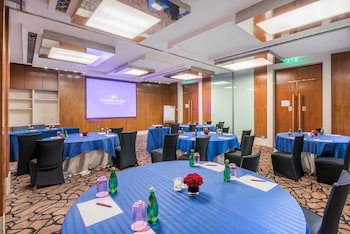 Crowne Plaza Hotel New Delhi Okhla, An Ihg Hotel