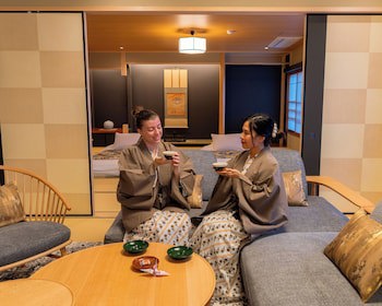 NISHIYAMA RYOKAN Established in 1953